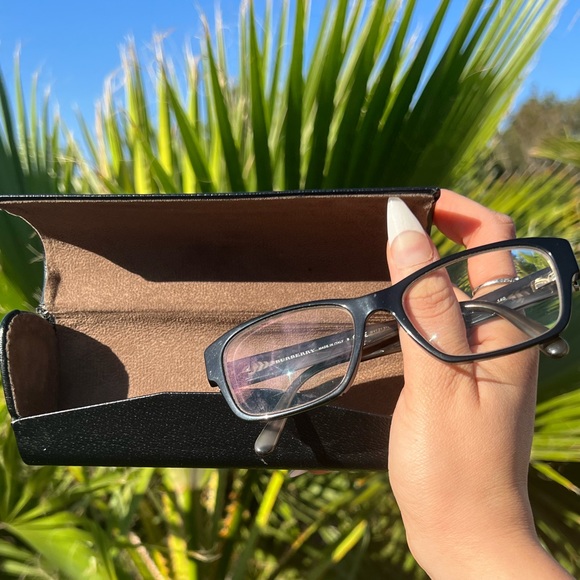 LOWEST PRICE BURBERRY - Picture 6 of 13